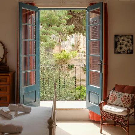 فيلة Historic With A Private Pool