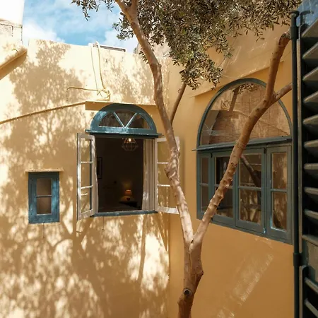 Historic With A Private Pool موستا