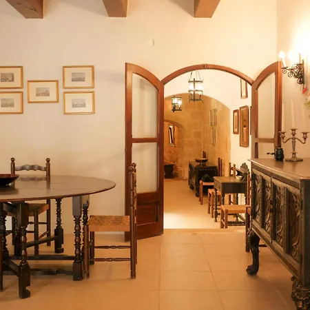 فيلة Historic With A Private Pool موستا