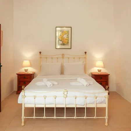 فيلة Historic With A Private Pool موستا